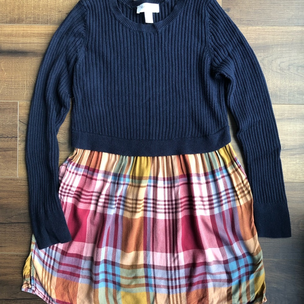 Motherhood Maternity babydoll sweater